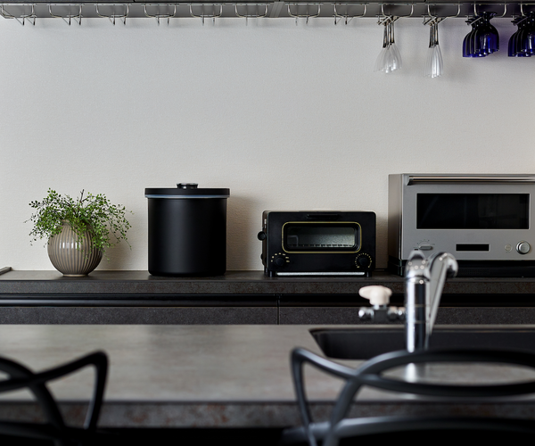 OoBLE black 新登場